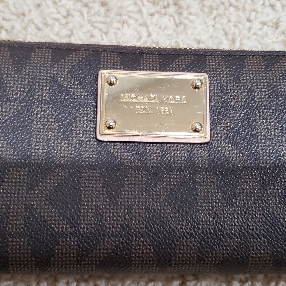 Michael Kors Signature PVC Wallet